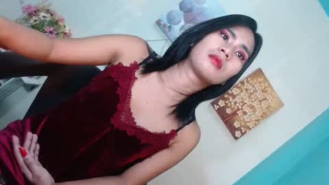 Snapshot of yourhottie_winxxx chatting on February 8, 6:55 pm Mauie  online show from February 8, 6:55 pm