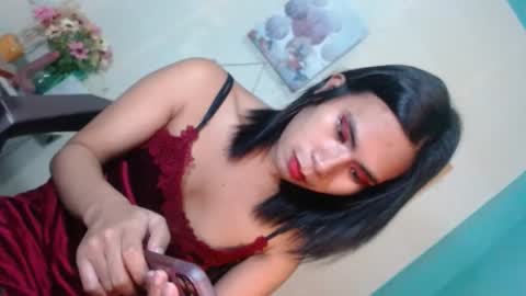 Snapshot of yourhottie_winxxx chatting on February 8, 9:57 pm Mauie  online show from February 8, 9:57 pm