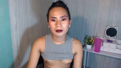 Snapshot of yourhottie_winxxx chatting on March 3, 8:43 pm Mauie  online show from March 3, 8:43 pm