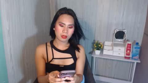 Snapshot of yourhottie_winxxx chatting on March 10, 7:07 pm Mauie  online show from March 10, 7:07 pm