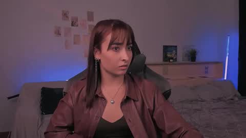 Jully online show from October 16, 7:26 pm