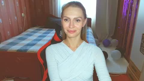 Snapshot of yourladysunshine chatting on July 20, 10:39 am Ksyusha online show from July 20, 10:39 am