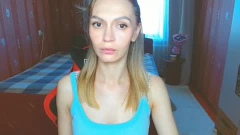 Snapshot of yourladysunshine chatting on July 26, 7:15 am Ksyusha online show from July 26, 7:15 am
