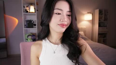 Snapshot of yourlittlesunrise_ chatting on May 21, 4:30 am yourlittlesunrise_ online show from May 21, 4:30 am
