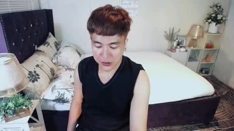 Snapshot of yourlivingonurdream chatting on October 20, 2:39 pm -- online show from October 20, 2:39 pm