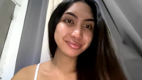 yourlovebella88 online show from January 7, 5:48 pm