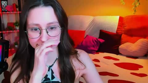 Vetta online show from April 17, 12:30 pm