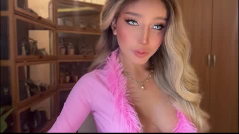 Pearl online show from February 13, 4:19 am