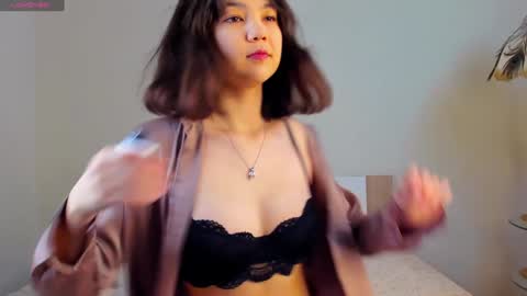 Snapshot of yourmaylien chatting on December 21, 8:07 am yourmaylien online show from December 21, 8:07 am