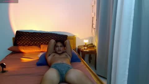 Sam 3 online show from November 11, 3:56 pm