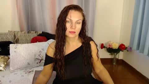 yourmysterycharm online show from February 25, 6:47 am