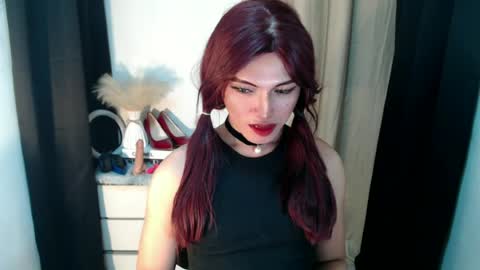 Snapshot of yournaughtykendal chatting on June 30, 1:56 pm TIFFANY SUCKING QUEEN online show from June 30, 1:56 pm