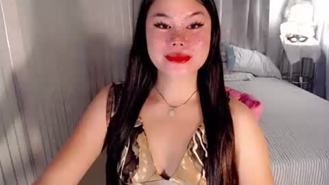 Snapshot of yournaughtyprincess16 chatting on October 1, 4:02 pm ALPHA DOM. QUEEN JASMINE online show from October 1, 4:02 pm