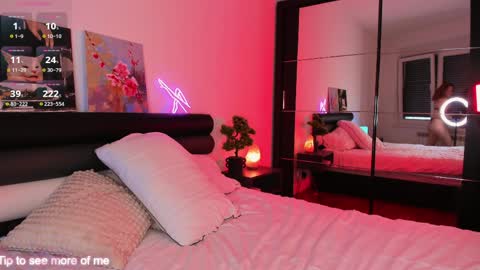 Ashley online show from April 3, 3:10 pm