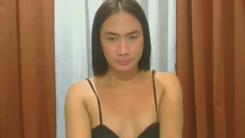 yourpinay_chesca online show from March 19, 1:09 am