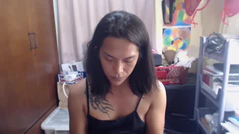 Snapshot of yourpinoy chatting on November 9, 5:50 am Iring online show from November 9, 5:50 am