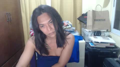 Snapshot of yourpinoy chatting on April 25, 1:03 pm Iring online show from April 25, 1:03 pm