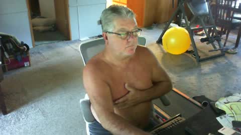 yourpoppi55 online show from June 30, 12:17 pm