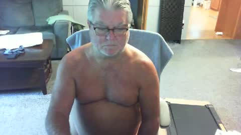 yourpoppi55 online show from July 12, 1:13 pm