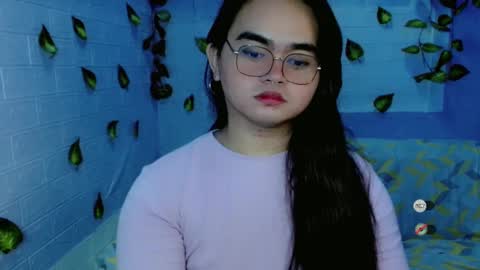 yourprincessthea online show from February 25, 6:20 pm