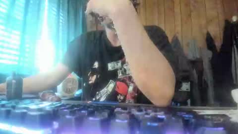 yourpussypleasr online show from April 4, 1:15 am