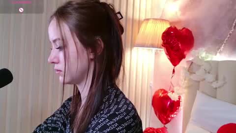 yours fetish mary online show from February 12, 5:02 am