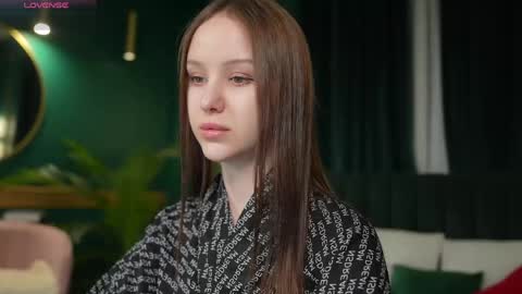 yours fetish mary online show from April 27, 4:10 am