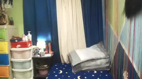 Nica Trocio online show from April 16, 2:29 pm