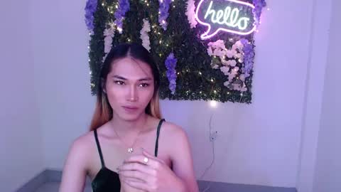 Snapshot of yoursexservice chatting on December 20, 1:25 am online show from December 20, 1:25 am