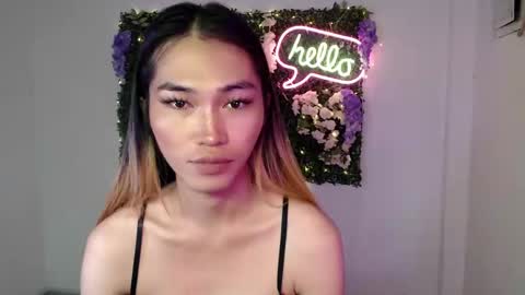 Snapshot of yoursexservice chatting on January 10, 12:17 am online show from January 10, 12:17 am
