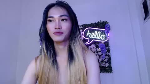 Snapshot of yoursexservice chatting on February 9, 12:28 am online show from February 9, 12:28 am
