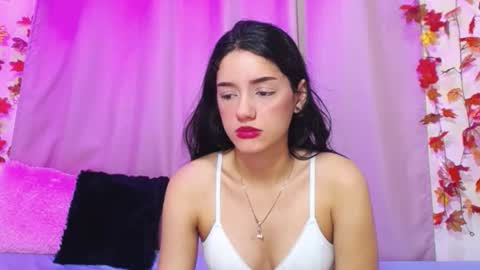 Snapshot of yoursexy18lover chatting on November 16, 7:25 am Lina and roberth online show from November 16, 7:25 am