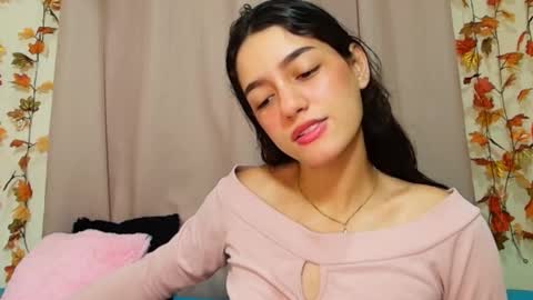 Snapshot of yoursexy18lover chatting on November 30, 7:45 am Lina and roberth online show from November 30, 7:45 am