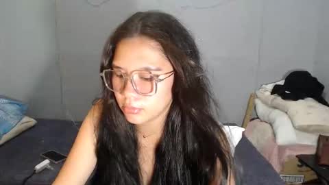 yoursexy_reb online show from December 20, 2:46 pm