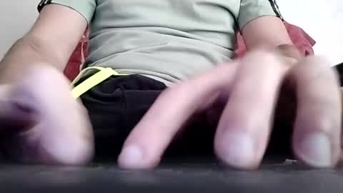 Snapshot of yoursexymr chatting on October 20, 2:39 pm Mark online show from October 20, 2:39 pm