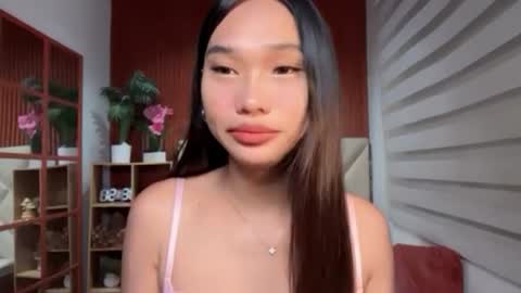Snapshot of yoursluttyashxx chatting on July 13, 10:45 pm yoursluttyashxx online show from July 13, 10:45 pm
