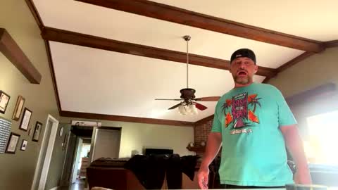 yourstoforget online show from April 1, 1:41 pm