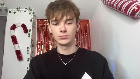 yoursweetyguy online show from January 12, 5:18 pm