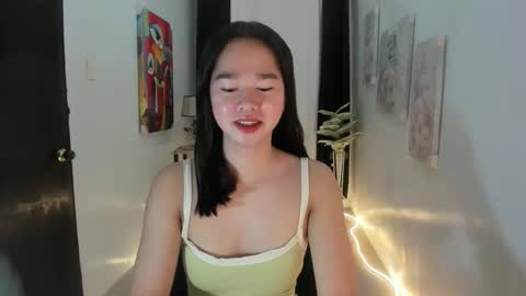 yourtinybunny online show from October 17, 9:12 am