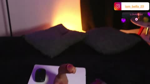 Bella- Independert Model online show from April 16, 9:39 pm