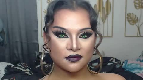 Snapshot of yourtrannyqueenxxx chatting on December 16, 12:48 am Anastacia Grey online show from December 16, 12:48 am