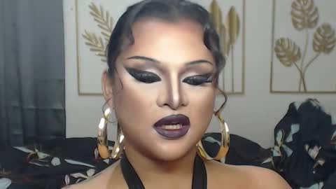 Snapshot of yourtrannyqueenxxx chatting on February 5, 9:30 pm Anastacia Grey online show from February 5, 9:30 pm