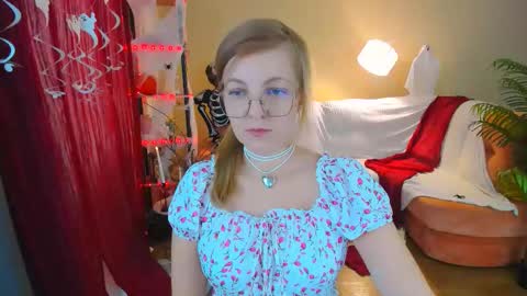 Alice online show from November 3, 9:10 am