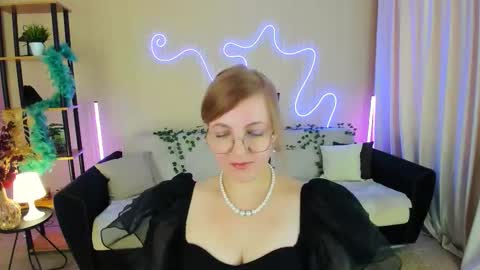 Alice online show from November 9, 9:18 am