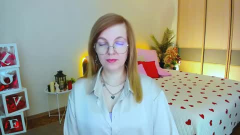 Alice online show from March 31, 9:21 am