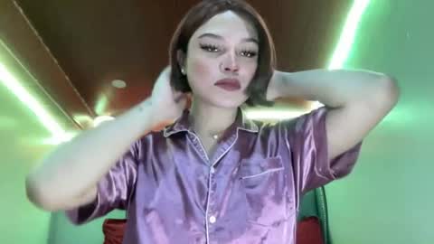 ANDREA online show from June 17, 2:25 am