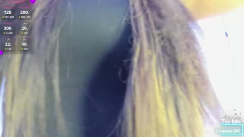 Val online show from March 24, 7:52 pm