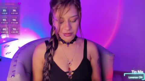 Val online show from April 20, 7:59 pm