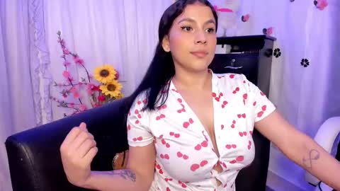 Snapshot of yousexygirl_ chatting on September 27, 5:01 am yousexygirl_ online show from September 27, 5:01 am