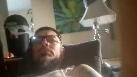 Snapshot of youth505 chatting on November 10, 11:37 pm youth505 online show from November 10, 11:37 pm